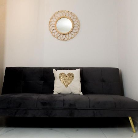 Sunset Brand New Luxury Apt With Pool & Sea View Karpathos Esterno foto