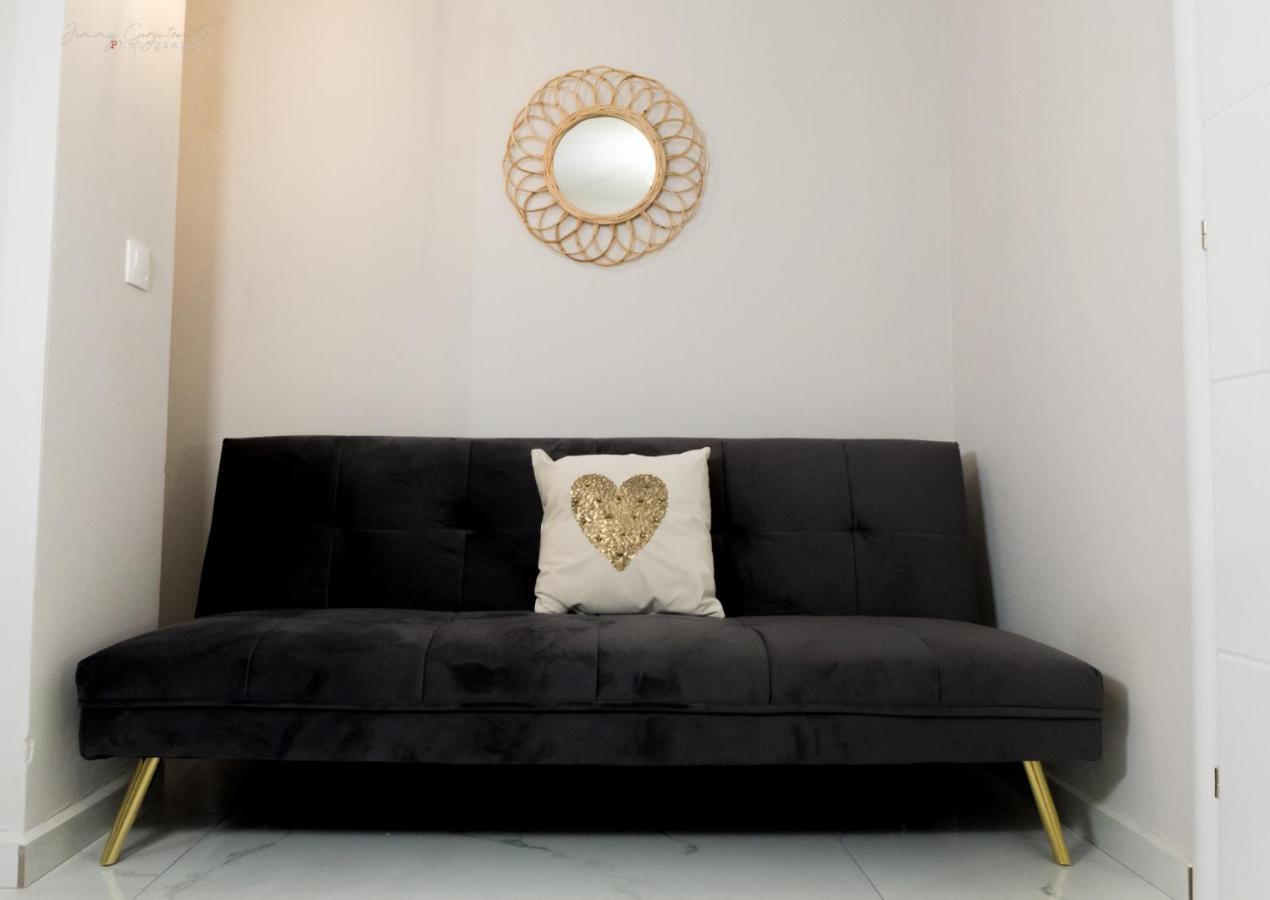 Sunset Brand New Luxury Apt With Pool & Sea View Karpathos Esterno foto