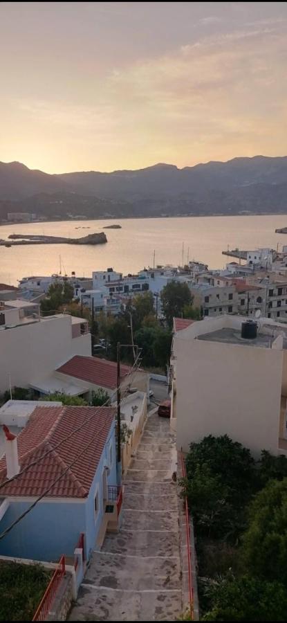 Sunset Brand New Luxury Apt With Pool & Sea View Karpathos Esterno foto